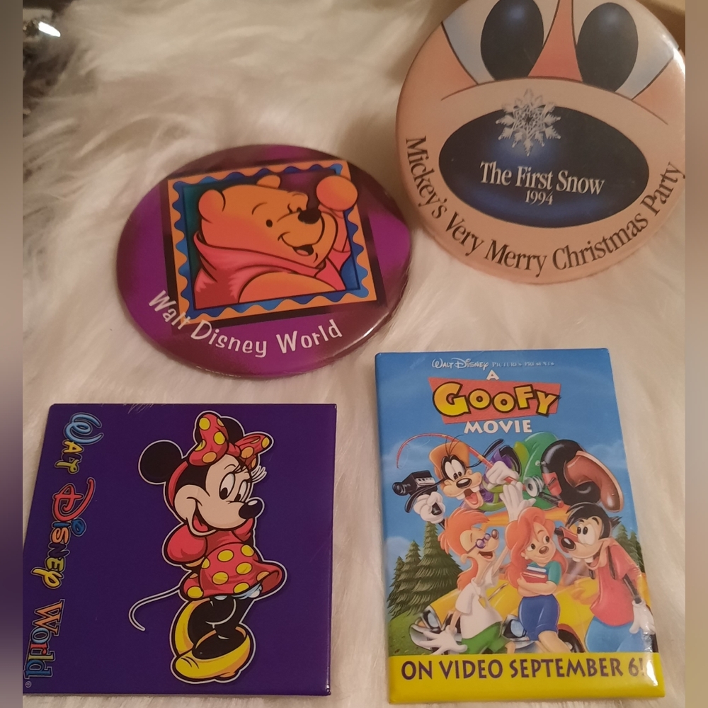 Disney Lot Vintage Pins xmas disney world parks 90s